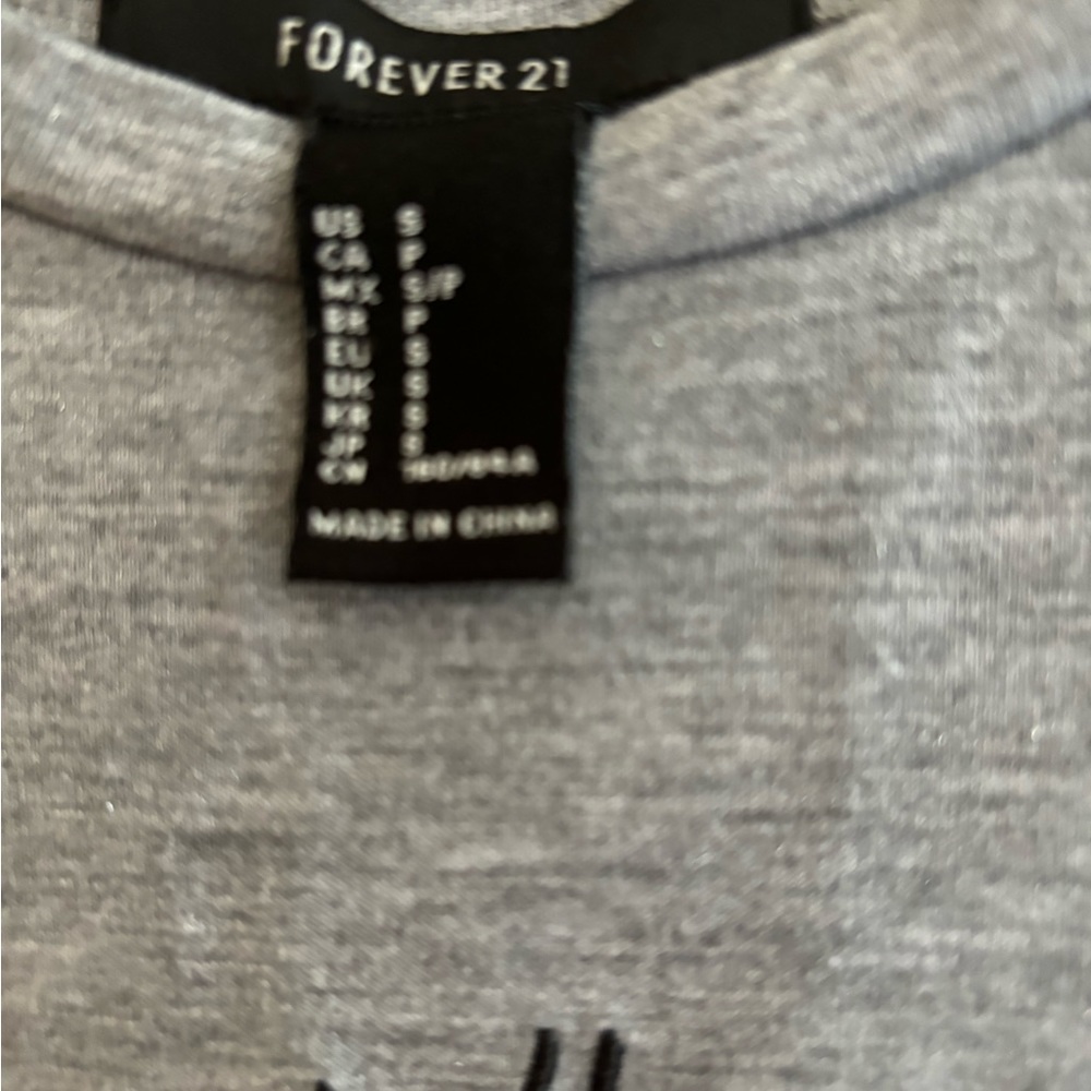 Embroidered Muscle Tee - Picture 3 of 4